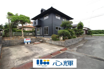 【前面道路含む現地写真】 | 西片倉（自由ヶ丘）2階建中古住宅 | コミュニティー以外の方々の出入りも少なく、お車の出し入れも楽々です。
