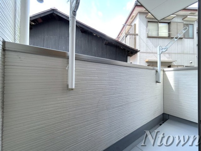 【バルコニー】 | GRANDTIC浄心 | バルコニーからの眺めを楽しみながら食事をしませんか