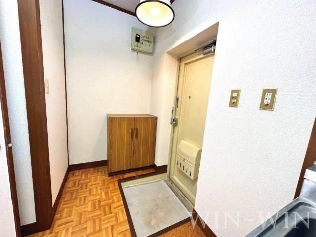 ハイコーポ谷野の玄関