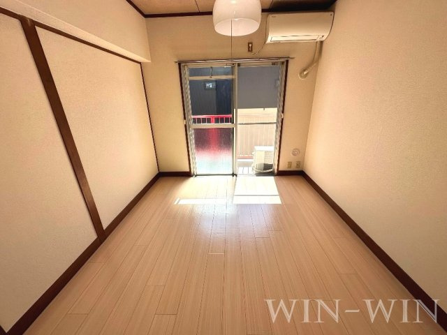 ハイコーポ谷野の寝室