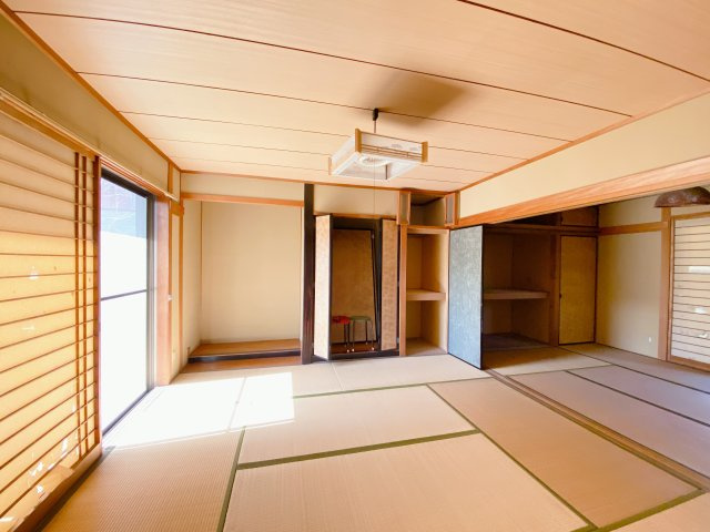 半田市乙川殿町の和室|建物①