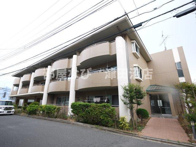 ラフィーネ駿河台の外観|おしゃれな外観です
