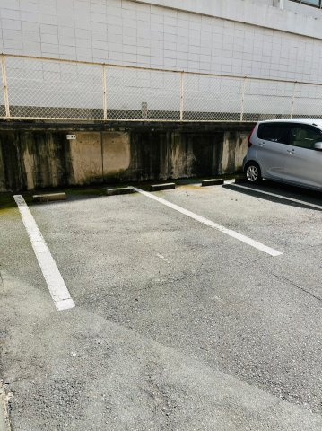 仲介手数料０円！！丸の内FORTの駐車場