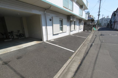 【駐車場】 | シールドハウス宮町