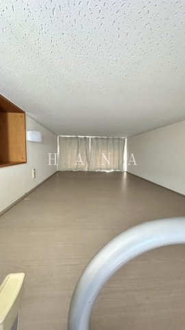 レオパレスCLOVERの寝室