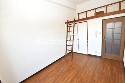 【寝室】 | ラパンプラス