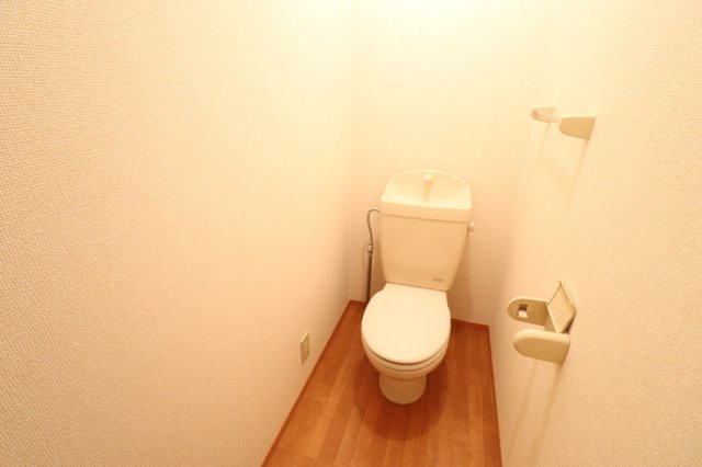 熊本市南区上ノ郷２丁目のアパートのトイレ