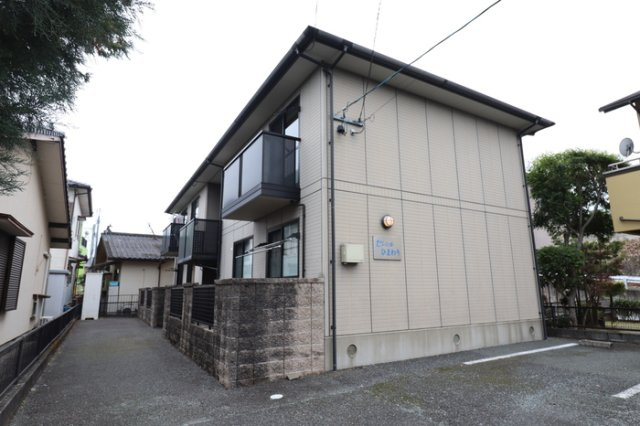 熊本市南区上ノ郷２丁目のアパートの外観