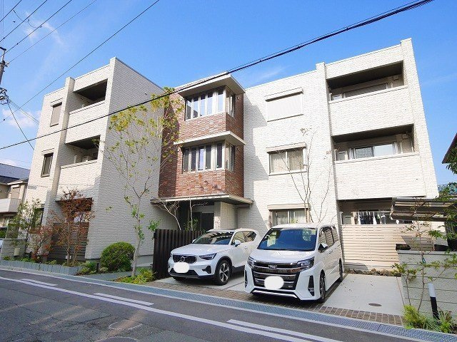 シャーメゾン　グリナージュの外観
