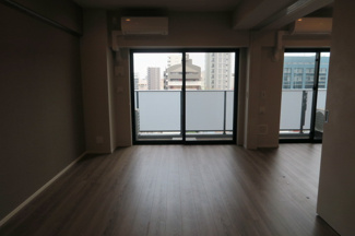 【居間・リビング】 | ルフォンプログレ上野マークス | 高級賃貸マンション。
上野の賃貸物件。
「ルフォンプログレ上野マークス」のことなら(株)メイワ・エステートへ