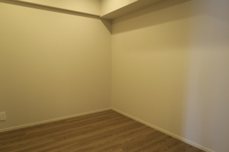 【洋室】 | ルフォンプログレ上野マークス | 高級賃貸マンション。
上野の賃貸物件。
「ルフォンプログレ上野マークス」のことなら(株)メイワ・エステートへ