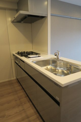 【キッチン】 | ルフォンプログレ上野マークス | 広々キッチン。
高級賃貸マンション。
上野の賃貸物件。
「ルフォンプログレ上野マークス」のことなら(株)メイワ・エステートへ