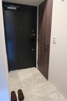 【玄関】 | ルフォンプログレ上野マークス | シューズインクローゼットがあります。
高級賃貸マンション。
上野の賃貸物件。
「ルフォンプログレ上野マークス」のことなら(株)メイワ・エステートへ