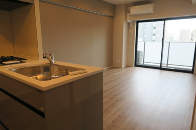 【居間・リビング】 | ルフォンプログレ上野マークス | 高級賃貸マンション。
上野の賃貸物件。
「ルフォンプログレ上野マークス」のことなら(株)メイワ・エステートへ