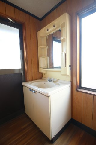 高松市木太町戸建ての独立洗面台|独立洗面台です