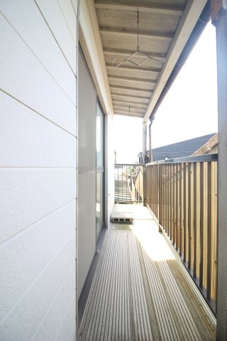 高松市木太町戸建てのバルコニー|外からの目が気にならないバルコニーで洗濯物が干せます