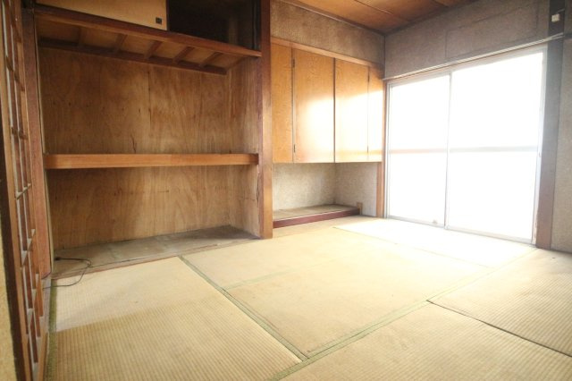 高松市木太町戸建ての和室|柔らかい畳が心地よい和室