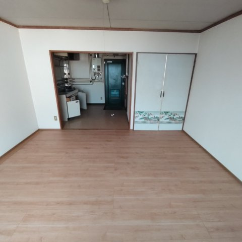 ＴＫビルの居間・リビング