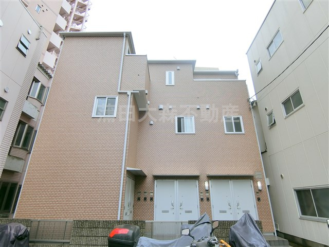 casa felice（カーサフェリーチェの外観|外観　2012年3月築木造3階建て総戸数6戸の賃貸アパート
