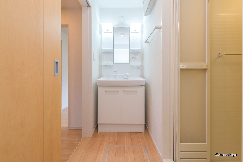 クオーレの洗面所|洗面・脱衣　シャンプードレッサー付