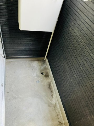 仲介手数料０円！！F.F.プレミアのバルコニー