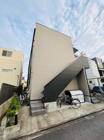 仲介手数料０円！！F.F.プレミアの外観