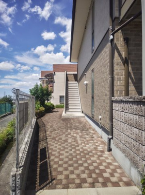 【エントランス】 | アムール清瀧 | 清潔なエントランスです