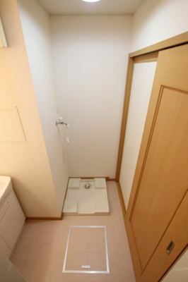 【設備】 | プラッツくみのき | 室内洗濯機置き場