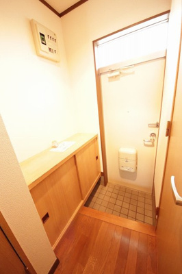 【玄関】 | BIRIA　B | ※前回募集時の写真です（現況優先）
