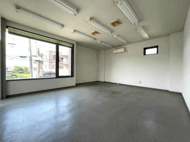 小松貸店舗の内装|2階