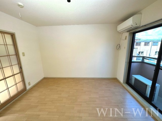 エスポワールフジ Dの洋室