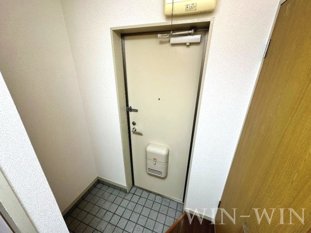 エスポワールフジ Dの玄関