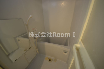 【浴室】 | アーデン和泉町 | 落ち着いた空間のお風呂です