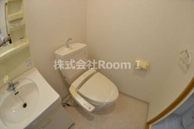 【トイレ】 | アーデン和泉町 | 清潔感のあるトイレです
