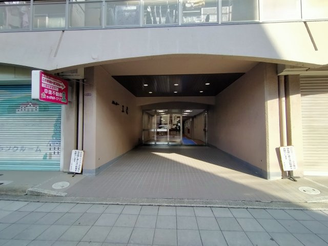 シャトー三愛のエントランス|エントランスです。