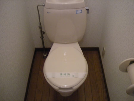 ＣＲＥＳＴ-6のトイレ|シンプルで使いやすいトイレです