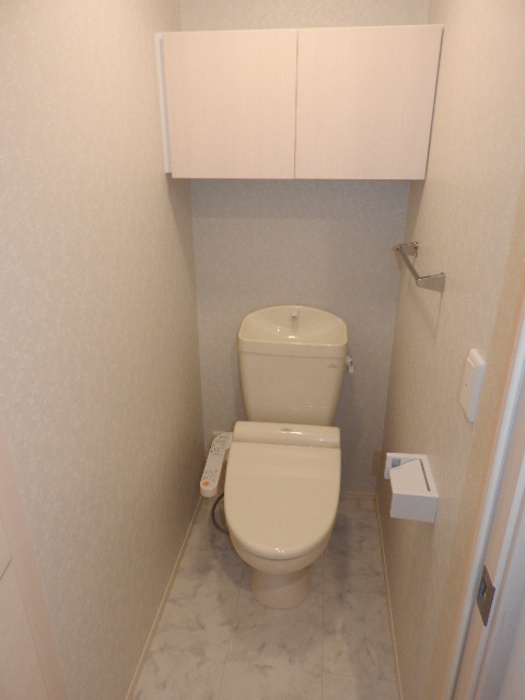 ビスターレのトイレ|清潔感のあるトイレです