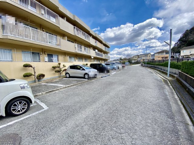 【駐車場】 | グランドメゾン重根