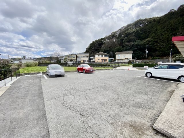 【駐車場】 | グランドメゾン重根