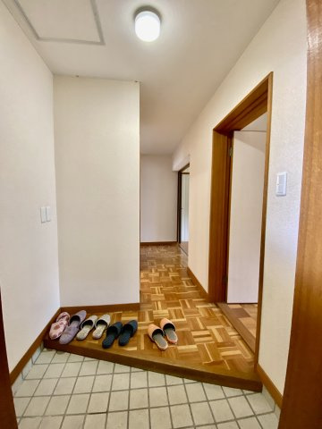 【玄関】 | グランドメゾン重根