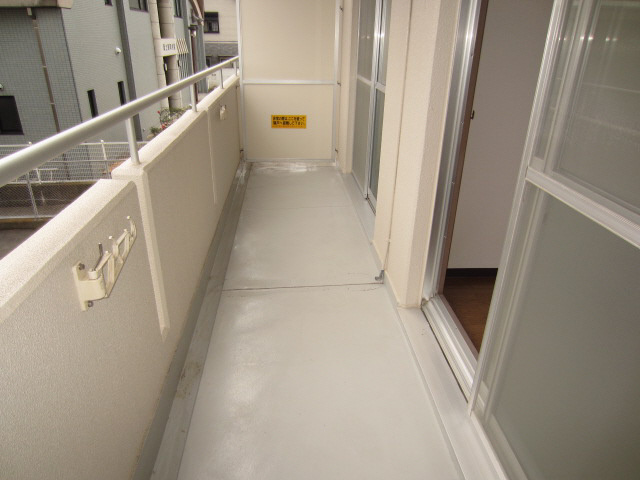 パストラーレ久米田のバルコニー|開放的で明るい空間を演出してくれるバルコニーです