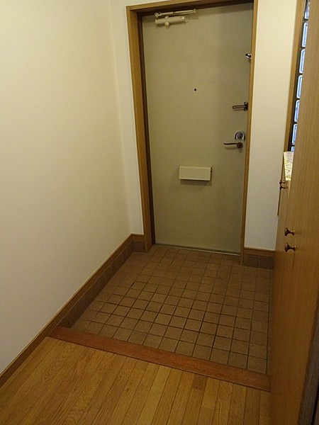 レジデンス岸和田の玄関|きれいな玄関です