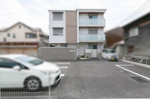 エルブ・ダムール春木