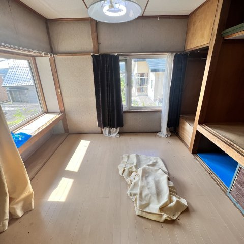 室蘭市日の出町３丁目17-4戸建の洋室