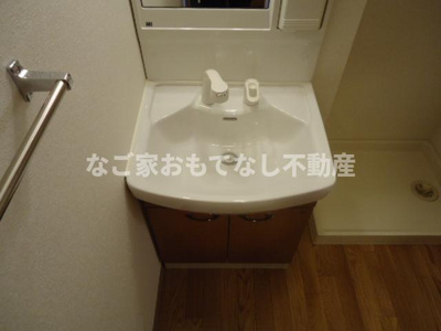 【洗面所】 | サンプレス市場木 | ※写真は別号室