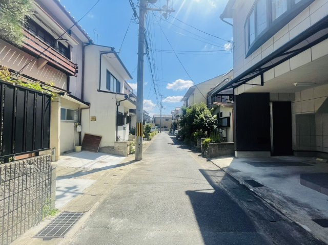 嵯峨釈迦堂大門町の前面道路含む現地写真