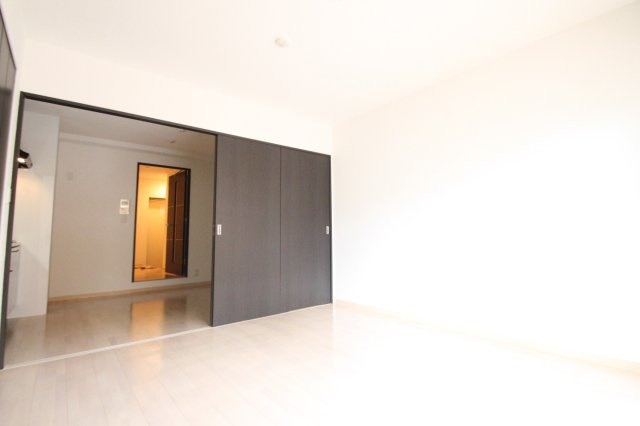 サイプレス小阪駅前