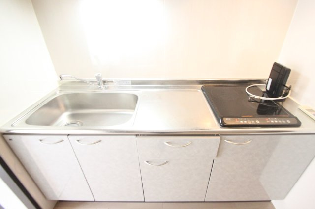 サイプレス小阪駅前のキッチン