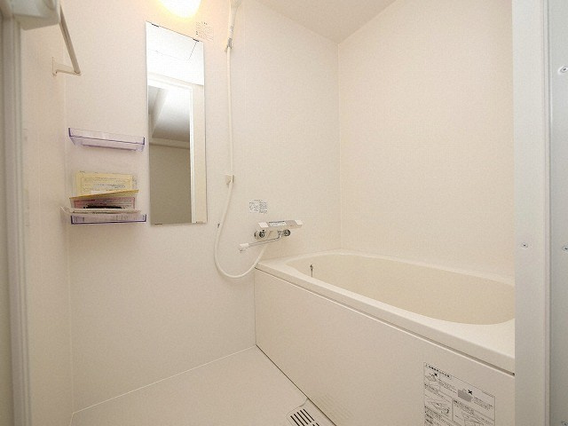 レバンガ西本町APの浴室