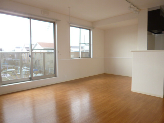 ひまわりＡの居間・リビング